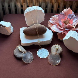 She Sells Seashells Necklace