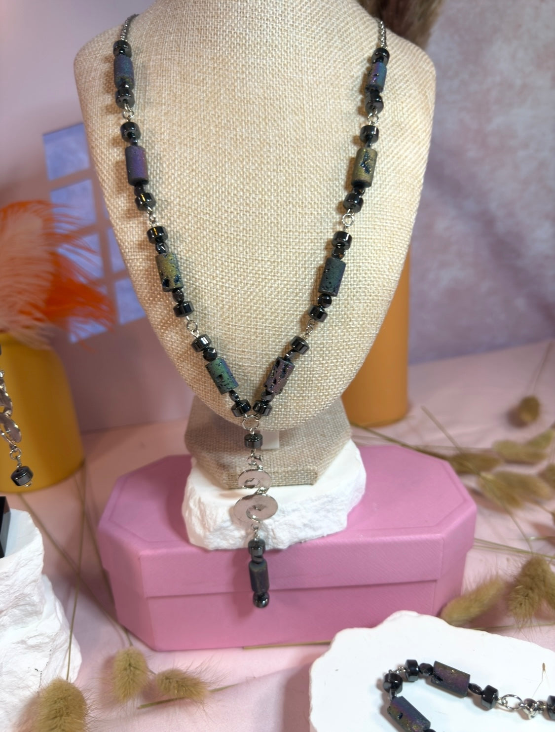 Mittnight Necklace